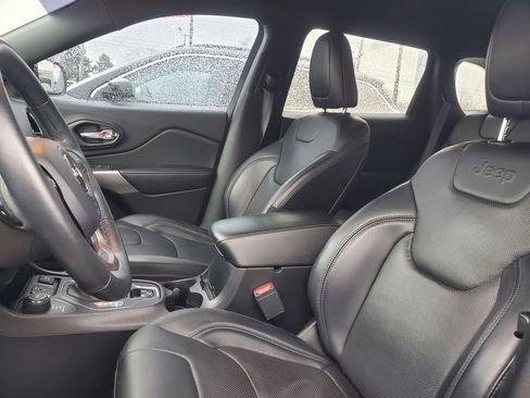 Used 2019 Jeep Cherokee High Altitude image 13