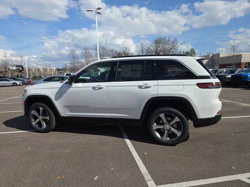 New 2026 Jeep Grand Cherokee Limited image 3