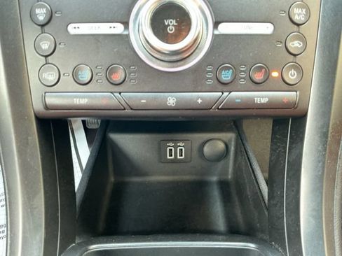 Used 2019 Ford Fusion Titanium FWD image 19