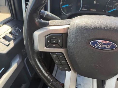 Used 2019 Ford F150 Platinum w/ FX4 Off-Road Package AWD/4WD image 16