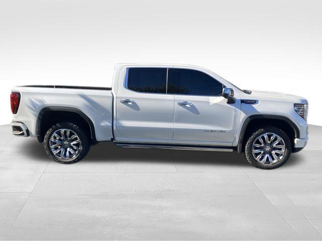 Used 2024 GMC Sierra 1500 Denali w/ Denali Reserve Package AWD/4WD image 4