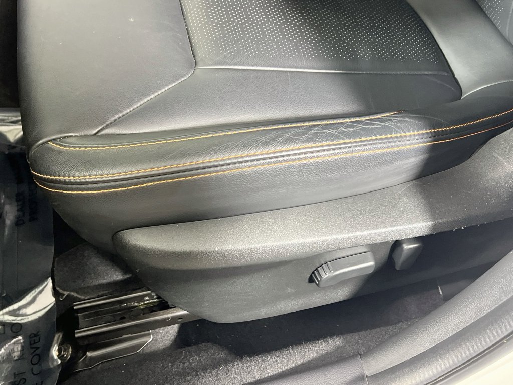 Used 2019 Subaru Crosstrek 2.0i Limited w/ Moonroof Package w/Navigation AWD/4WD image 16