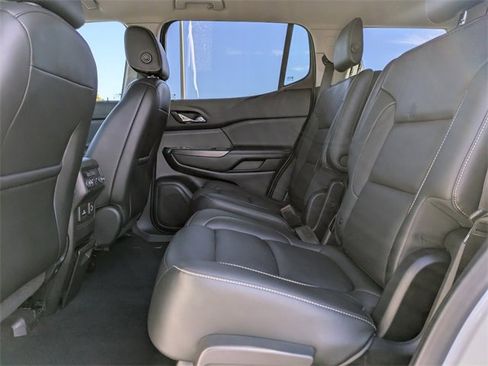 Used 2019 GMC Acadia SLT image 19