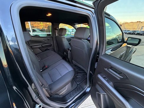 Used 2024 Chevrolet Colorado Trail Boss w/ Advanced Trailering Package image 15