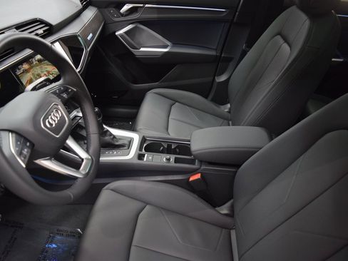 New 2025 Audi Q3 2.0T Premium Plus w/ Premium Plus Package image 4
