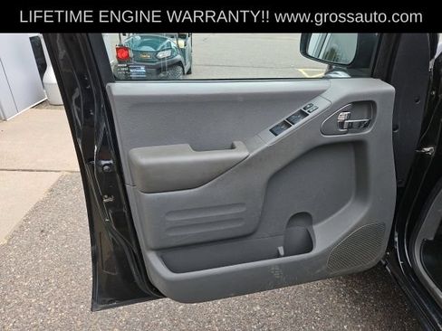 Used 2019 Nissan Frontier SV w/ Value Truck Package AWD/4WD image 14