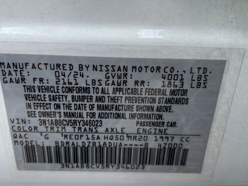 Used 2024 Nissan Sentra SV FWD image 29