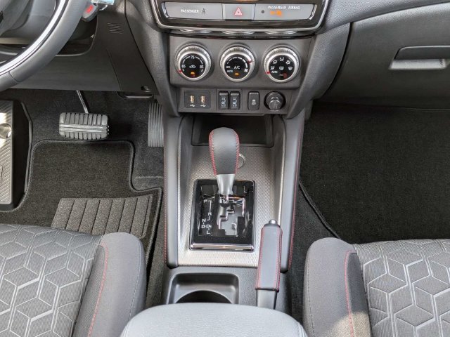 New 2027 Mitsubishi Outlander Sport LE FWD image 17