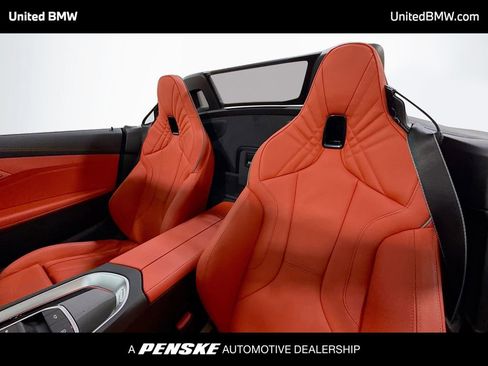 Used 2025 BMW Z4 M40i w/ Premium Package image 5