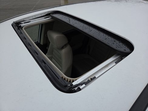 Used 2020 Honda CR-V EX image 2