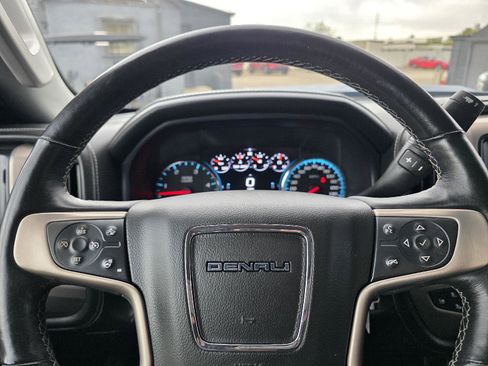 Used 2017 GMC Sierra 2500 Denali w/ Duramax Plus Package image 16