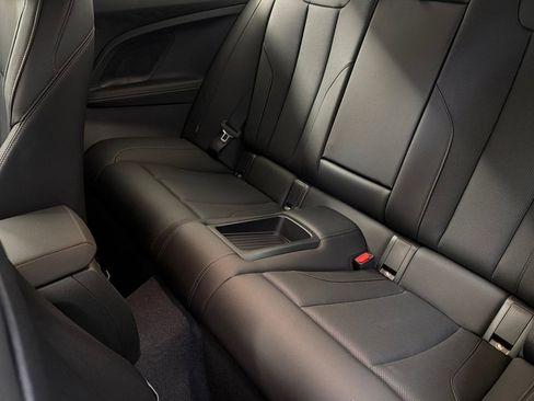 Used 2025 BMW 230i Coupe w/ Convenience Package RWD image 27