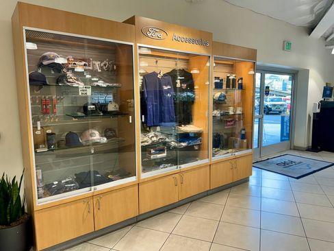 New 2026 Ford Bronco Badlands image 32