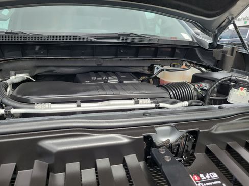 Used 2024 Chevrolet Silverado 1500 Custom RWD image 25
