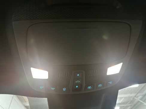 Used 2021 Ford Expedition Limited image 16