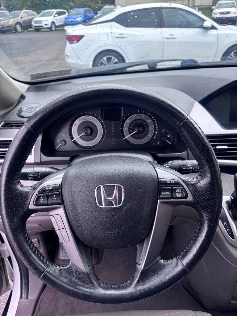 Used 2013 Honda Odyssey EX-L image 17