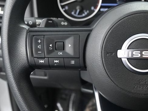 Used 2024 Nissan Rogue SV AWD/4WD image 44