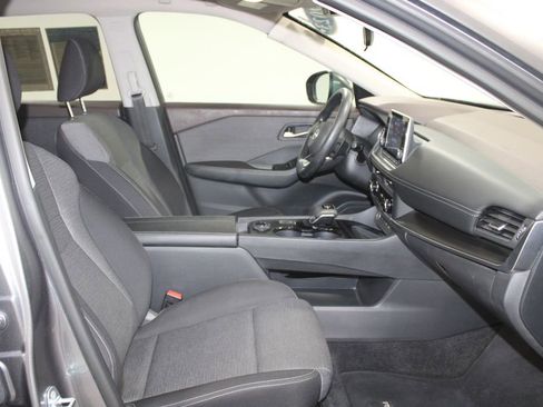 Used 2023 Nissan Rogue SV AWD/4WD image 24