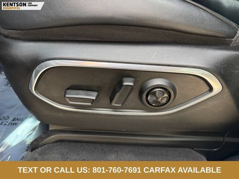 Used 2022 Jeep Wagoneer Series III w/ Rear Seat Video Group 1 AWD/4WD image 30