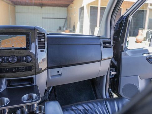 Used 2017 Mercedes-Benz Sprinter 3500 image 26