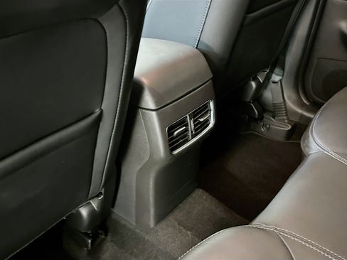 Used 2025 MAZDA CX-5 AWD 2.5 S w/ Preferred Package image 29