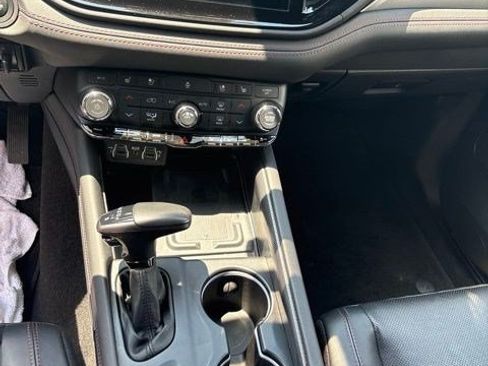 Used 2022 Dodge Durango R/T w/ Tow 'N Go Package AWD/4WD image 9
