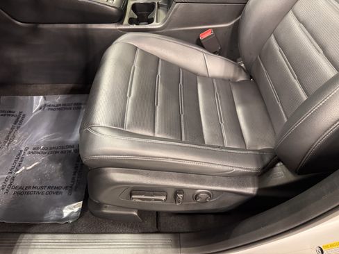 Used 2024 Honda CR-V EX-L image 20