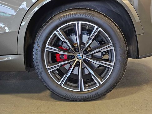 Used 2026 BMW X5 xDrive40i w/ M Sport Package AWD/4WD image 8