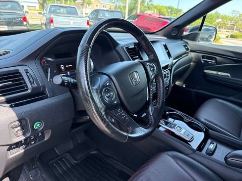 Certified 2023 Honda Ridgeline Black Edition image 15