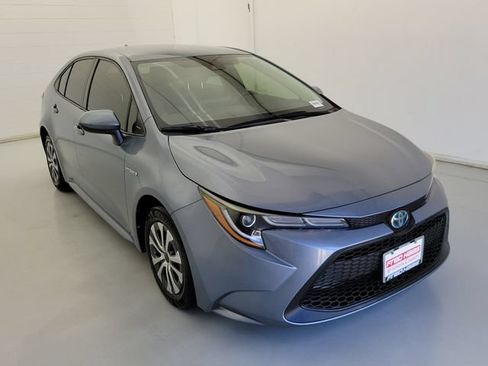 Used 2021 Toyota Corolla LE FWD image 6