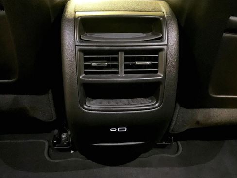 Used 2020 Cadillac XT5 Luxury image 34