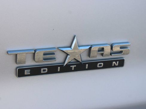 Used 2018 Chevrolet Silverado 1500 LT w/ Texas Edition RWD image 22