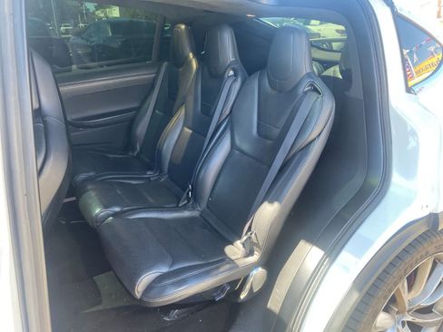Used 2016 Tesla Model X Performance AWD/4WD image 13