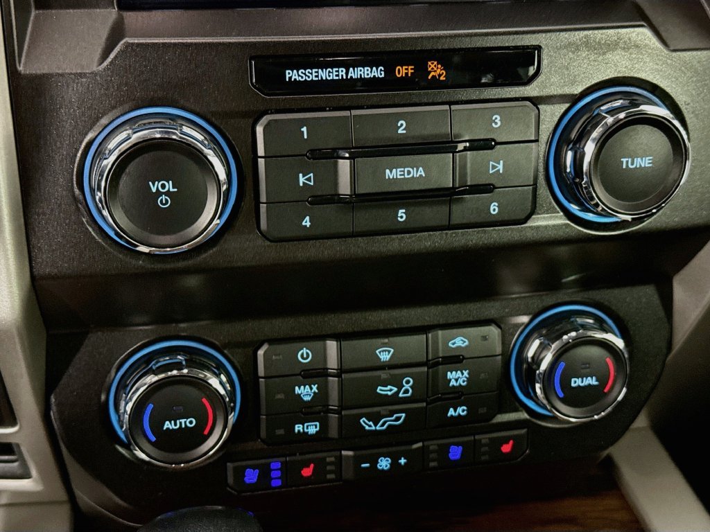 Used 2019 Ford F150 Lariat AWD/4WD image 15