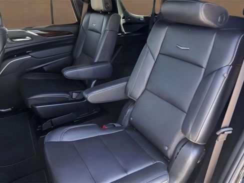 Certified 2024 Cadillac Escalade Luxury image 26