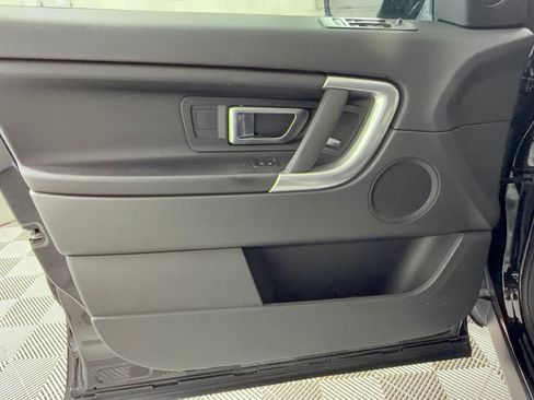 Used 2019 Land Rover Discovery Sport SE AWD/4WD image 14