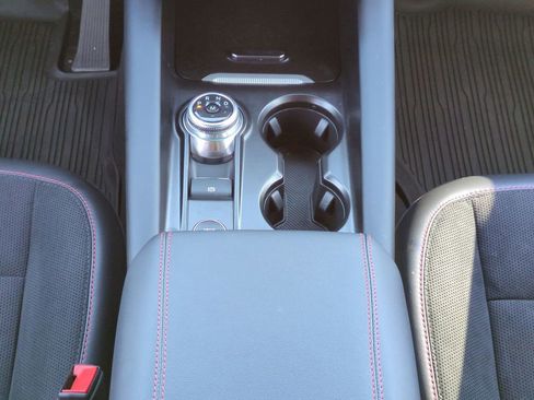 Used 2025 Ford Explorer ST image 19