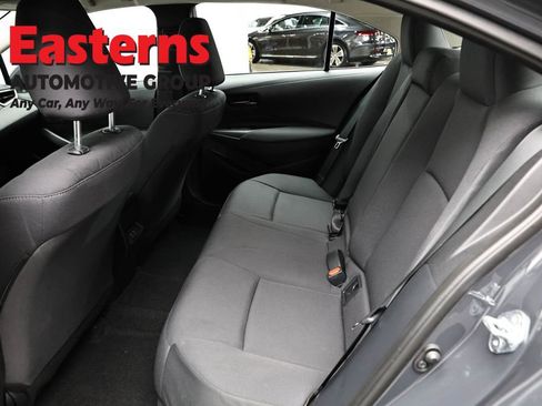 Used 2025 Toyota Corolla LE FWD image 20