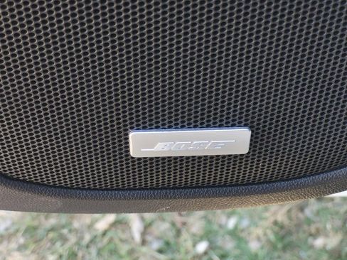 Used 2023 GMC Acadia Denali w/ Trailering Package image 12