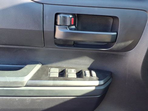 Used 2020 Toyota Tundra SR image 22