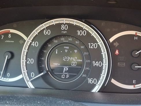 Used 2013 Honda Accord LX image 21