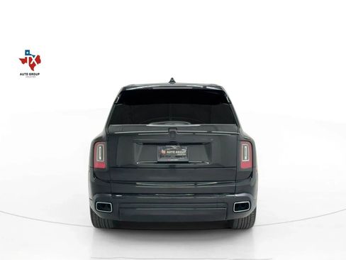 Used 2024 Rolls-Royce Cullinan AWD/4WD image 8