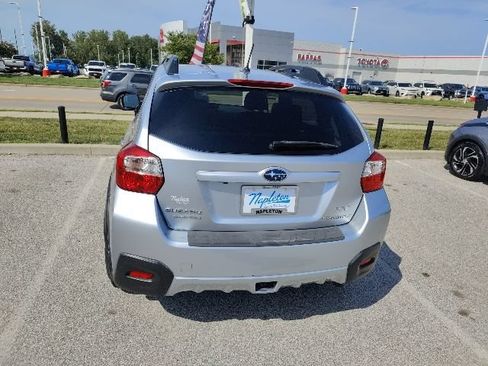 Used 2014 Subaru Crosstrek 2.0i Limited w/ Popular Package #2 AWD/4WD image 8
