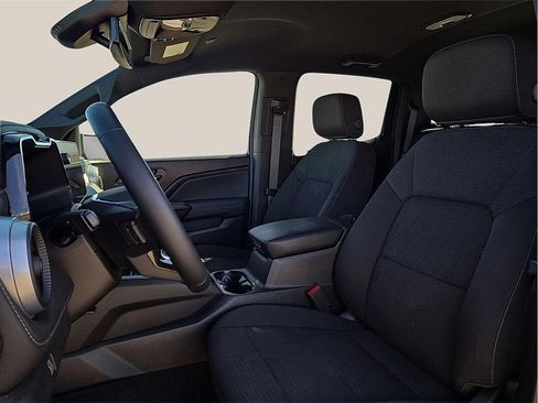 Used 2024 Chevrolet Colorado LT w/ LT Convenience Package II image 11