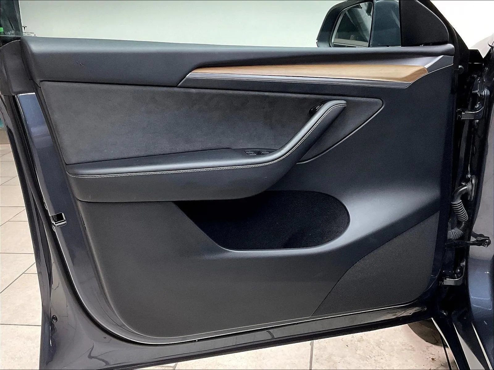 Used 2023 Tesla Model Y Long Range AWD/4WD image 17