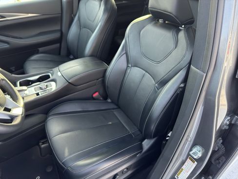Used 2023 INFINITI QX60 Luxe image 16