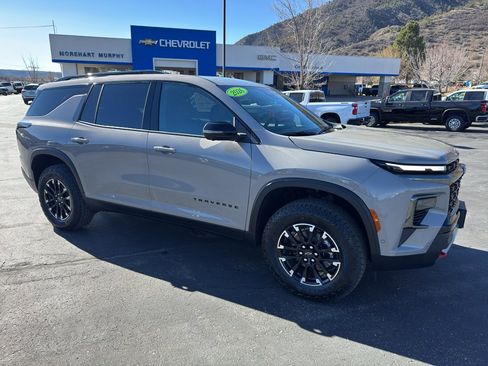 New 2026 Chevrolet Traverse Z71 image 1