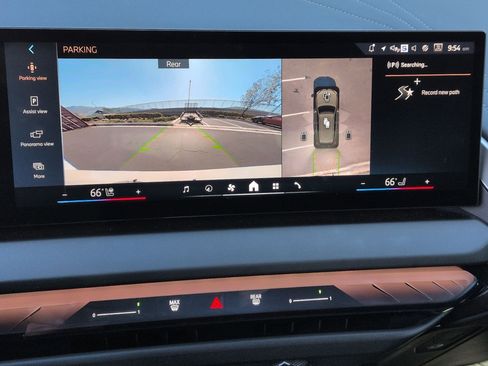 Used 2025 BMW X3 xDrive30i w/ Premium Package image 24