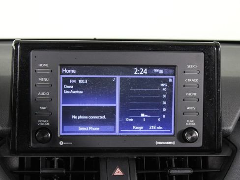 Used 2022 Toyota RAV4 LE FWD image 7