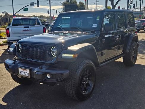 Used 2025 Jeep Wrangler Unlimited Sport AWD/4WD image 8
